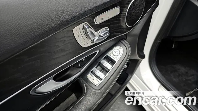 Mercedes-Benz C-Class 2017 — фото 17