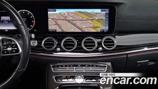 Mercedes-Benz E-Class 2019 — фото 14