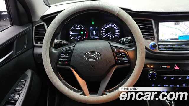 Hyundai Tucson 2017 — фото 13
