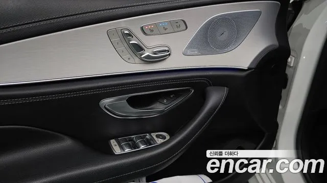 Mercedes-Benz CLS-Class 2019 — фото 18