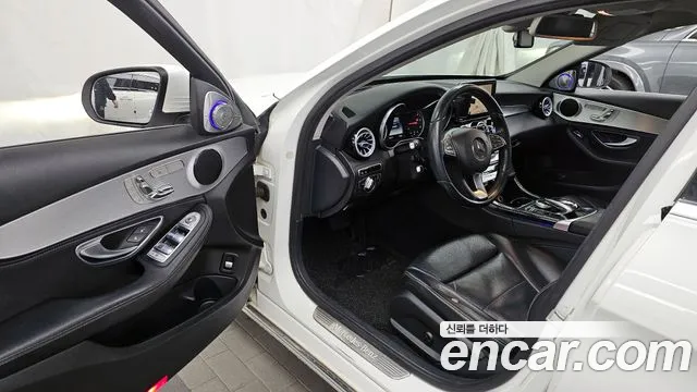 Mercedes-Benz C-Class 2016 — фото 10