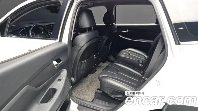 Hyundai Santafe 2021 — фото 13
