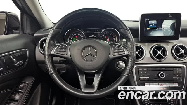 Mercedes-Benz GLA-Class 2019 — фото 13