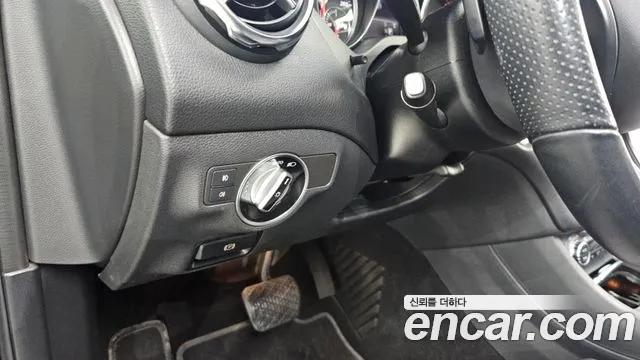 Mercedes-Benz GLA-Class 2019 — фото 19