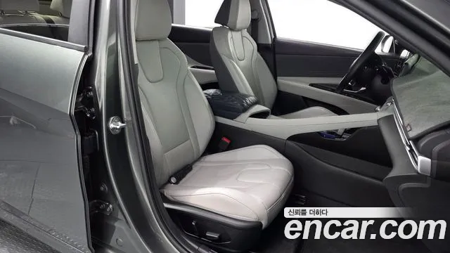 Hyundai AVANTE 2023 — фото 10