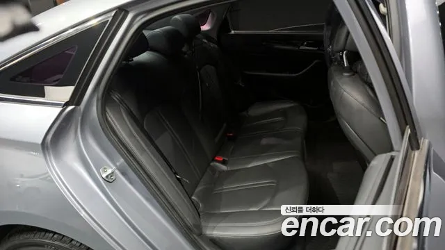 Hyundai Sonata 2016 — фото 12