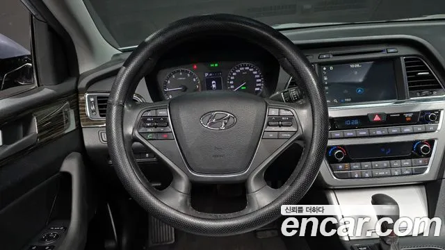 Hyundai Sonata 2016 — фото 14