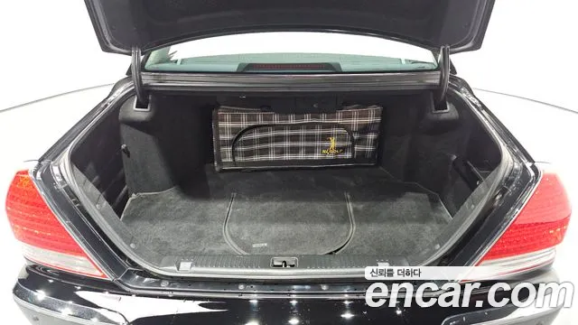 Hyundai Equus 2005 — фото 20