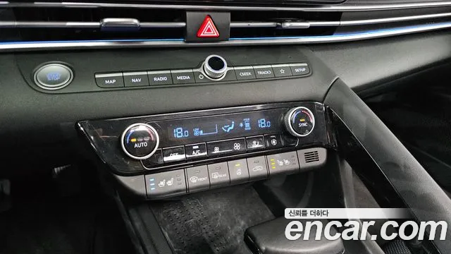 Hyundai AVANTE 2021 — фото 17