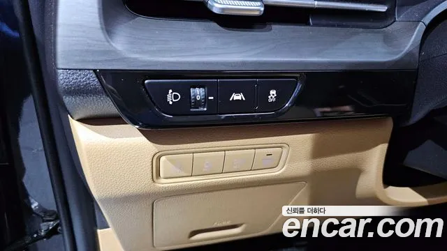 Kia Canival 2021 — фото 14