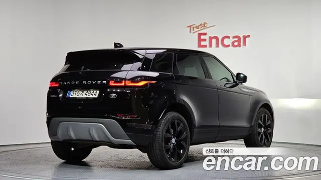 Land Rover Range Rover Evoque 2021 — фото 2