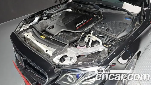 Mercedes-Benz E-Class 2020 — фото 6