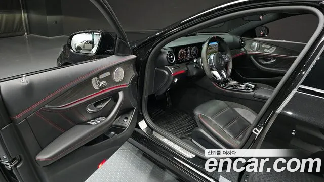 Mercedes-Benz E-Class 2020 — фото 10