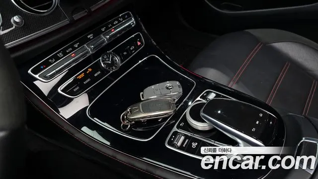 Mercedes-Benz E-Class 2020 — фото 17