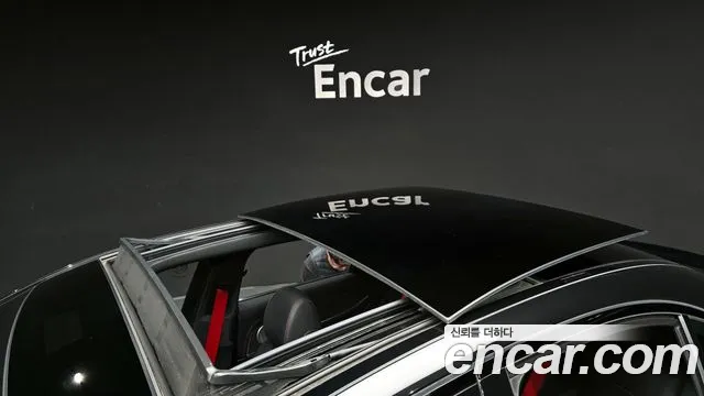 Mercedes-Benz E-Class 2020 — фото 19