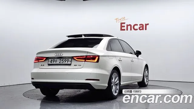 Audi A3 2015 — фото 1