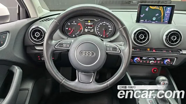 Audi A3 2015 — фото 13