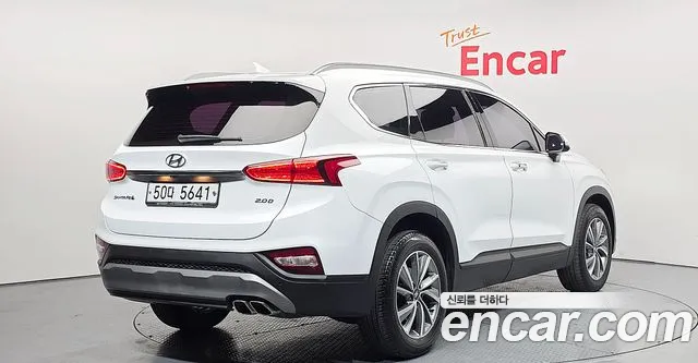Hyundai Santafe 2019 — фото 2