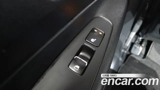 Hyundai Santafe 2019 — фото 18