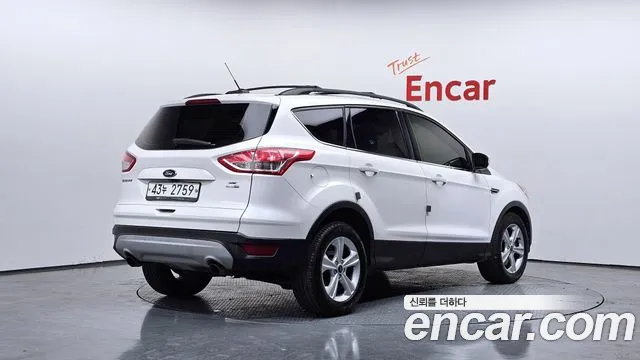 Ford Escape 2014 — фото 2