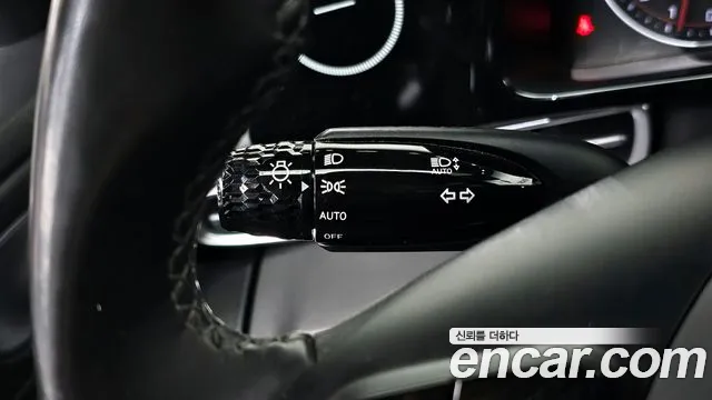 Hyundai AVANTE 2021 — фото 16