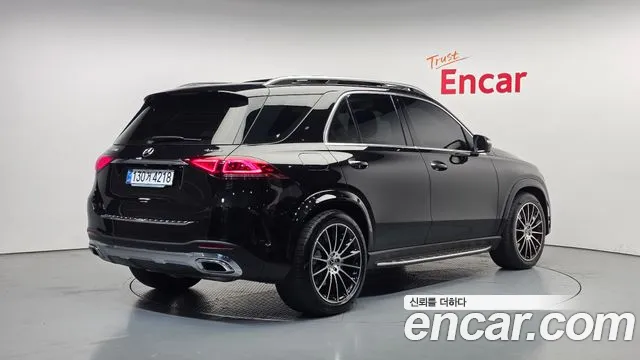 Mercedes-Benz GLE-Class 2023 — фото 2