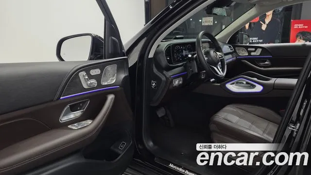 Mercedes-Benz GLE-Class 2023 — фото 10
