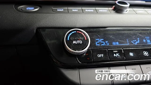 Hyundai AVANTE 2025 — фото 19