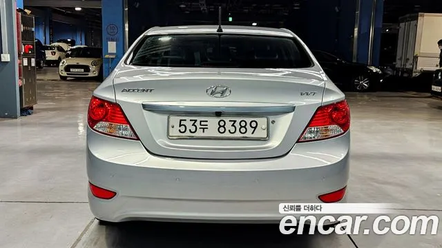 Hyundai Accent 2012 — фото 11