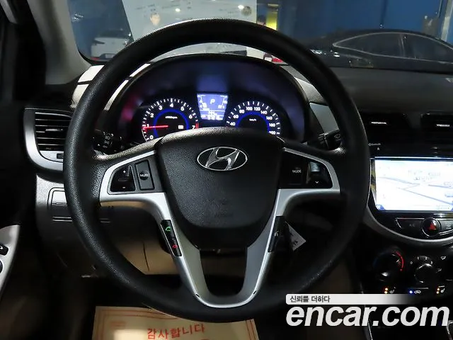 Hyundai Accent 2012 — фото 17