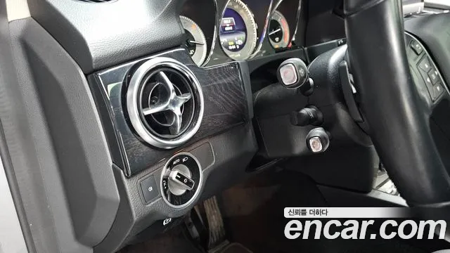 Mercedes-Benz GLK-Class 2014 — фото 18