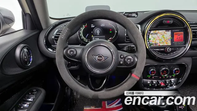 Mini Clubman 2021 — фото 13