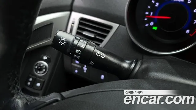 Hyundai AVANTE 2015 — фото 18