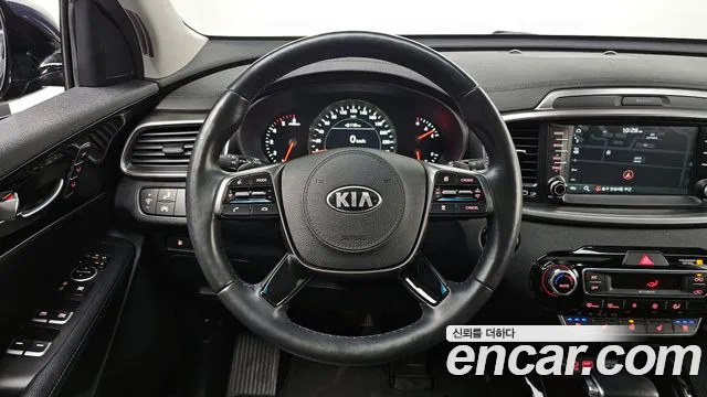 Kia Sorento 2018 — фото 13
