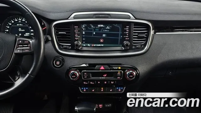 Kia Sorento 2018 — фото 15