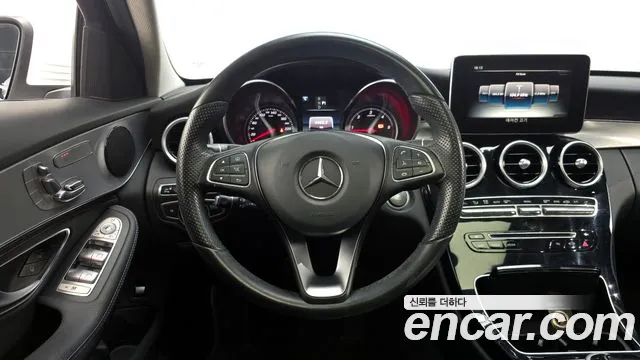 Mercedes-Benz C-Class 2016 — фото 13