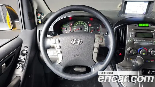 Hyundai Starex 2012 — фото 13