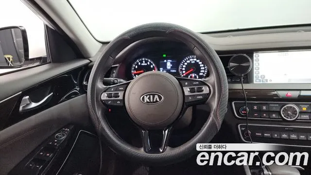 Kia K7 2018 — фото 13