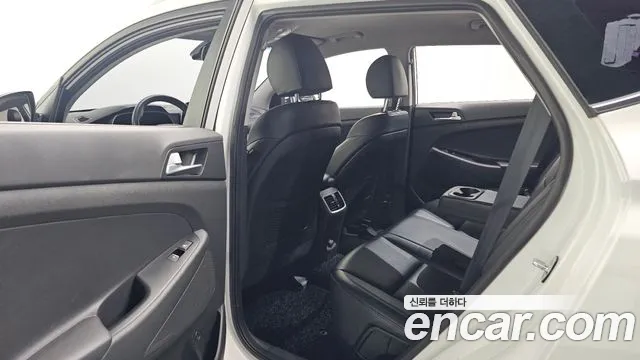 Hyundai Santafe 2016 — фото 11