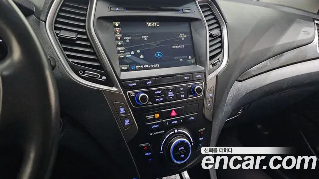 Hyundai Santafe 2016 — фото 16