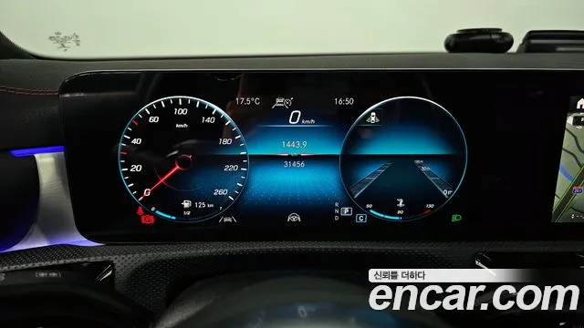 Mercedes-Benz CLA-Class 2023 — фото 8