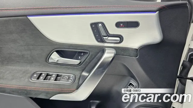Mercedes-Benz CLA-Class 2023 — фото 14