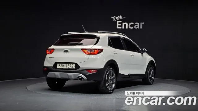 Kia Stonic 2018 — фото 2