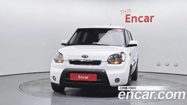 Kia Soul 2010 — фото 3