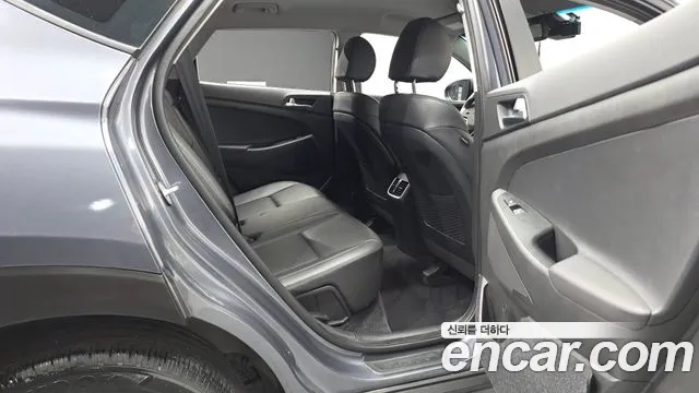 Hyundai Tucson 2020 — фото 12