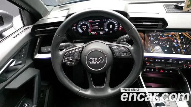 Audi A3 2023 — фото 13