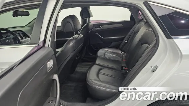Hyundai Sonata 2015 — фото 12