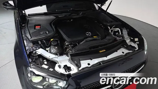 Mercedes-Benz E-Class 2023 — фото 5