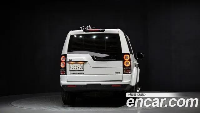 Land Rover Discovery 2015 — фото 4