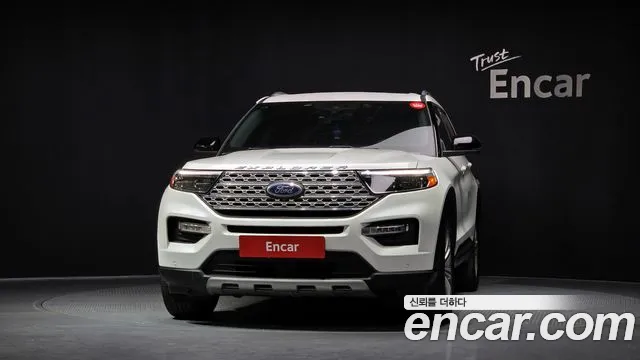 Ford Explorer 2020 — фото 3